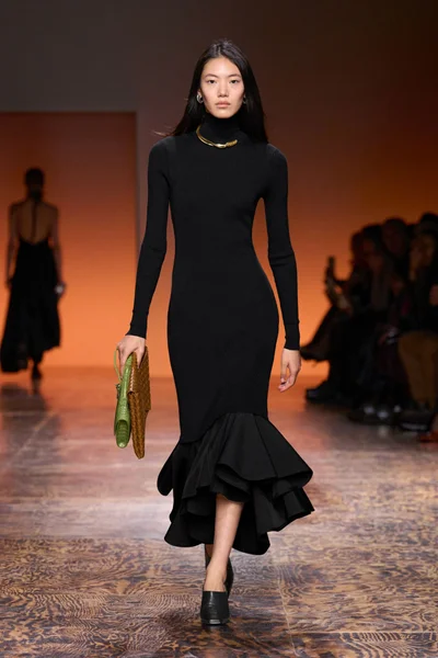 Look 46